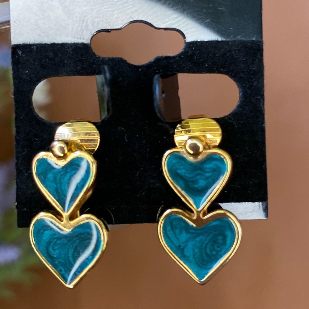 Green and gold heart shape earrings